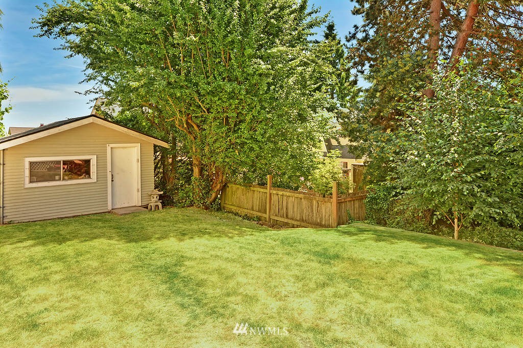 3211 South Dose Terrace Seattle, WA 98144 - Photo 24 of 25
