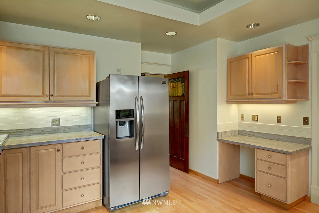 3211 South Dose Terrace Seattle, WA 98144 - Photo 10 of 25