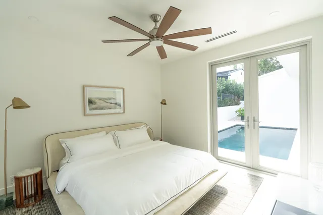 $2,295,000 | 2330 Lake Avenue, West Palm Beach, FL 33401