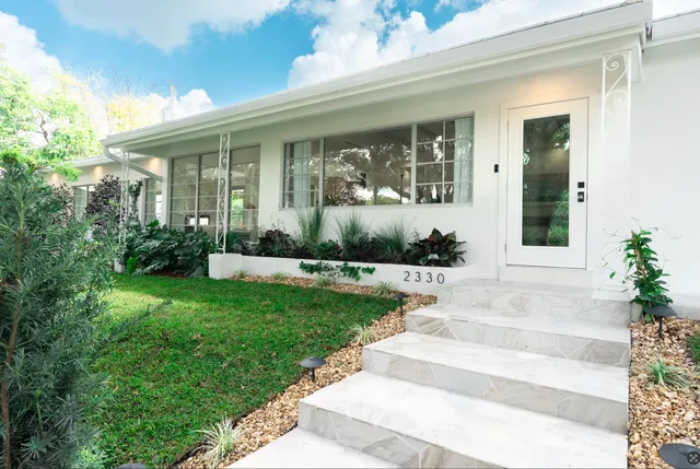$2,295,000 | 2330 Lake Avenue, West Palm Beach, FL 33401
