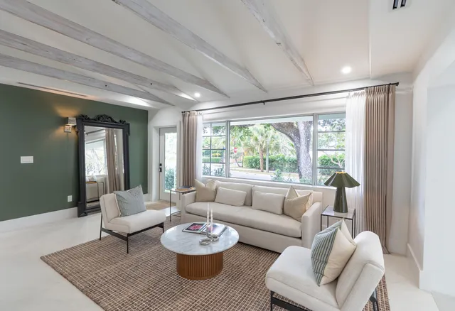 $2,295,000 | 2330 Lake Avenue, West Palm Beach, FL 33401