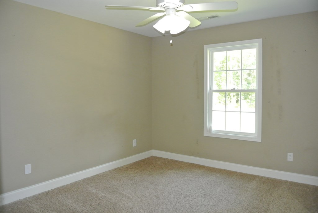4545 Seymour Road Dalzell, SC 29040 - Photo 11 of 20 Gallery Image 11