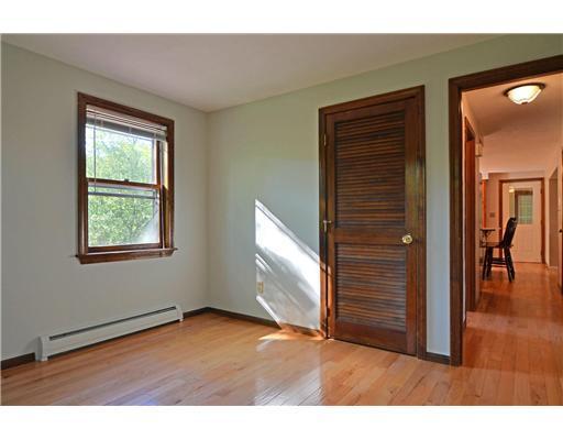 76 Burnham Road Scarborough, ME 04074 - Photo 10 of 21 Den/Family/Great Room.