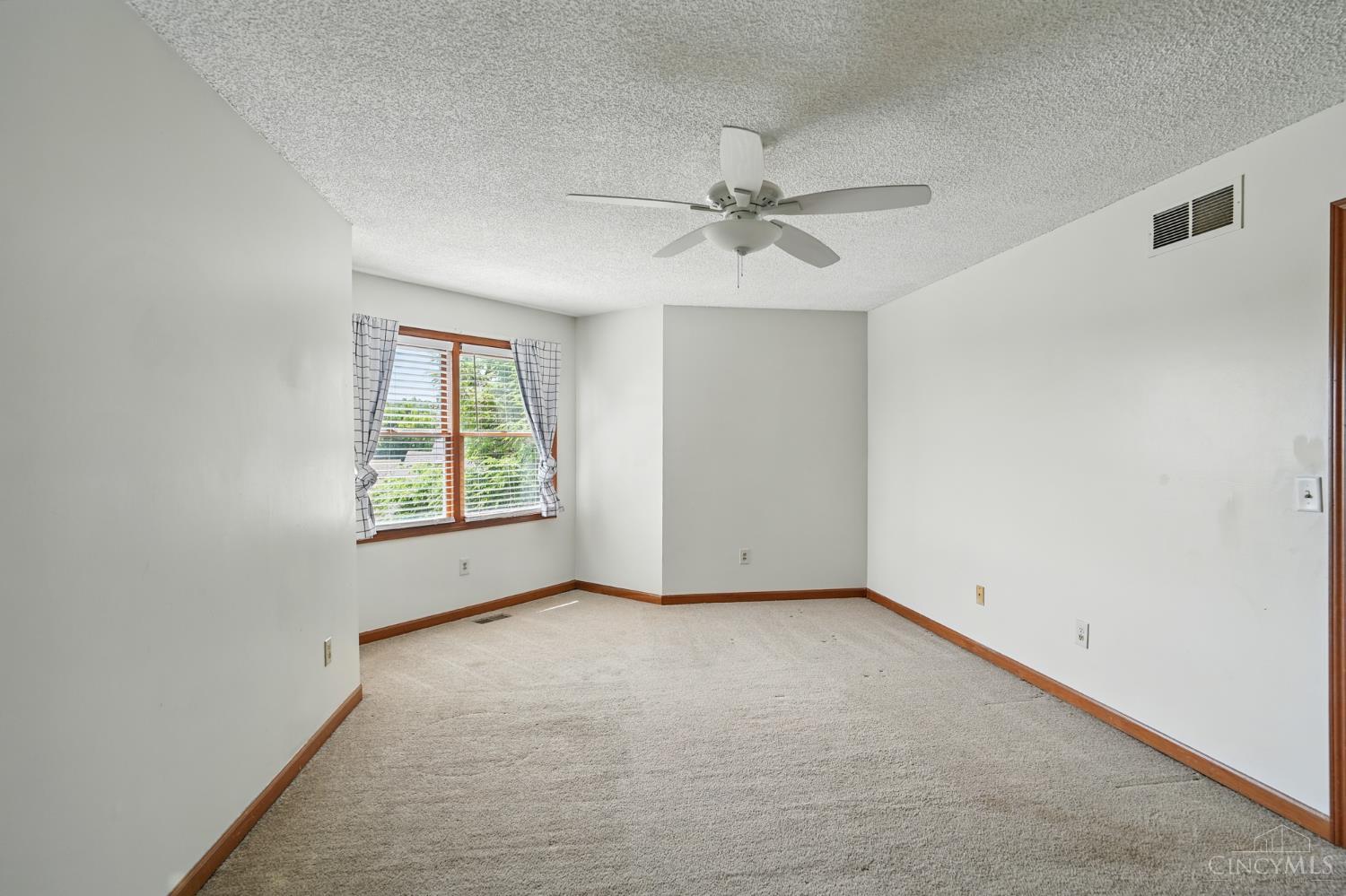 617 Orient Way Hamilton, OH 45013 - Photo 33 of 54