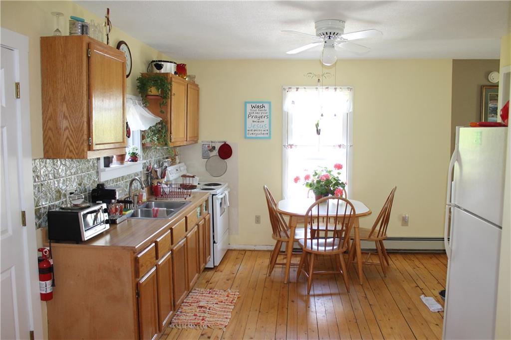 69 Spring Street Gardiner, ME 04345 - Photo 3 of 29 Photo