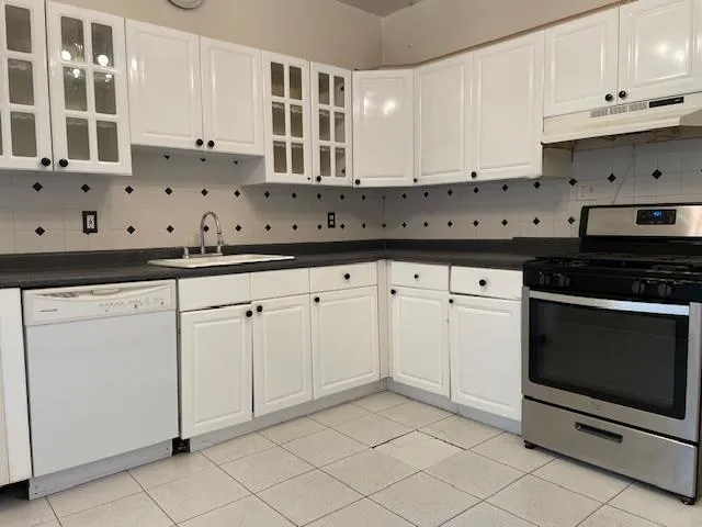 $859,999 | 158 West 33rd Street, Bayonne, NJ 07002