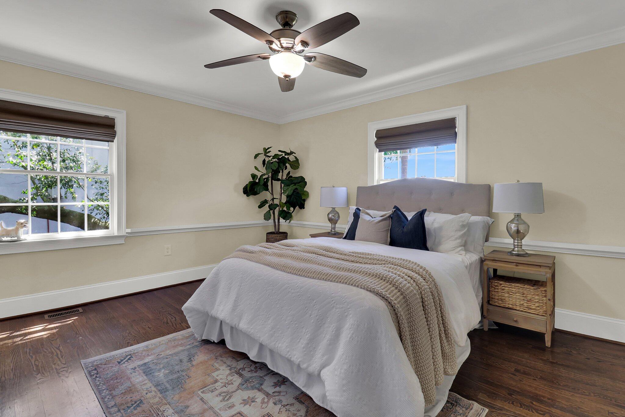 48 Barre Street Charleston, SC 29401 - Photo 30 of 64 CREM-48 Barre St staged-22