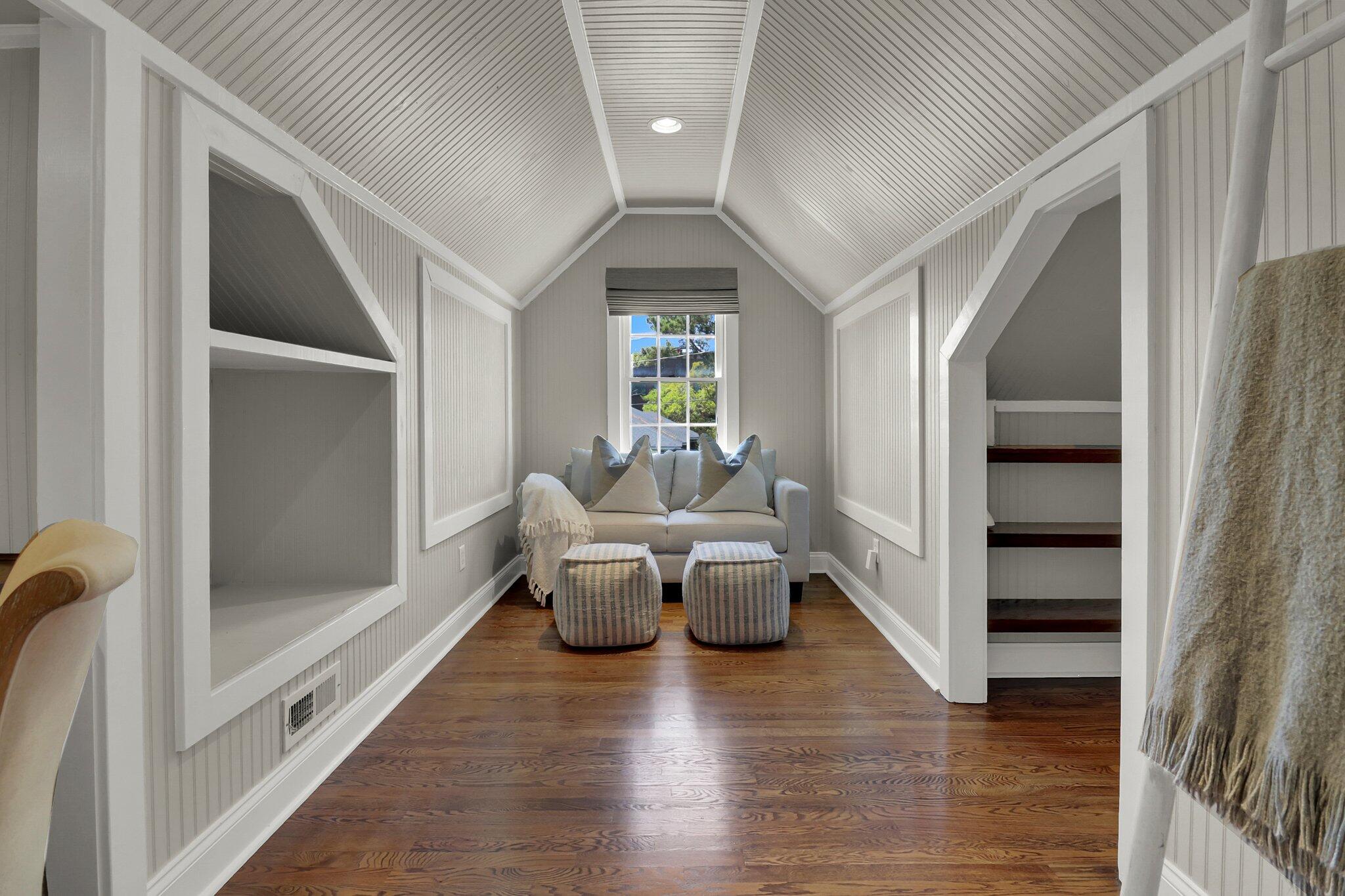 48 Barre Street Charleston, SC 29401 - Photo 44 of 64 CREM-48 Barre St staged-14