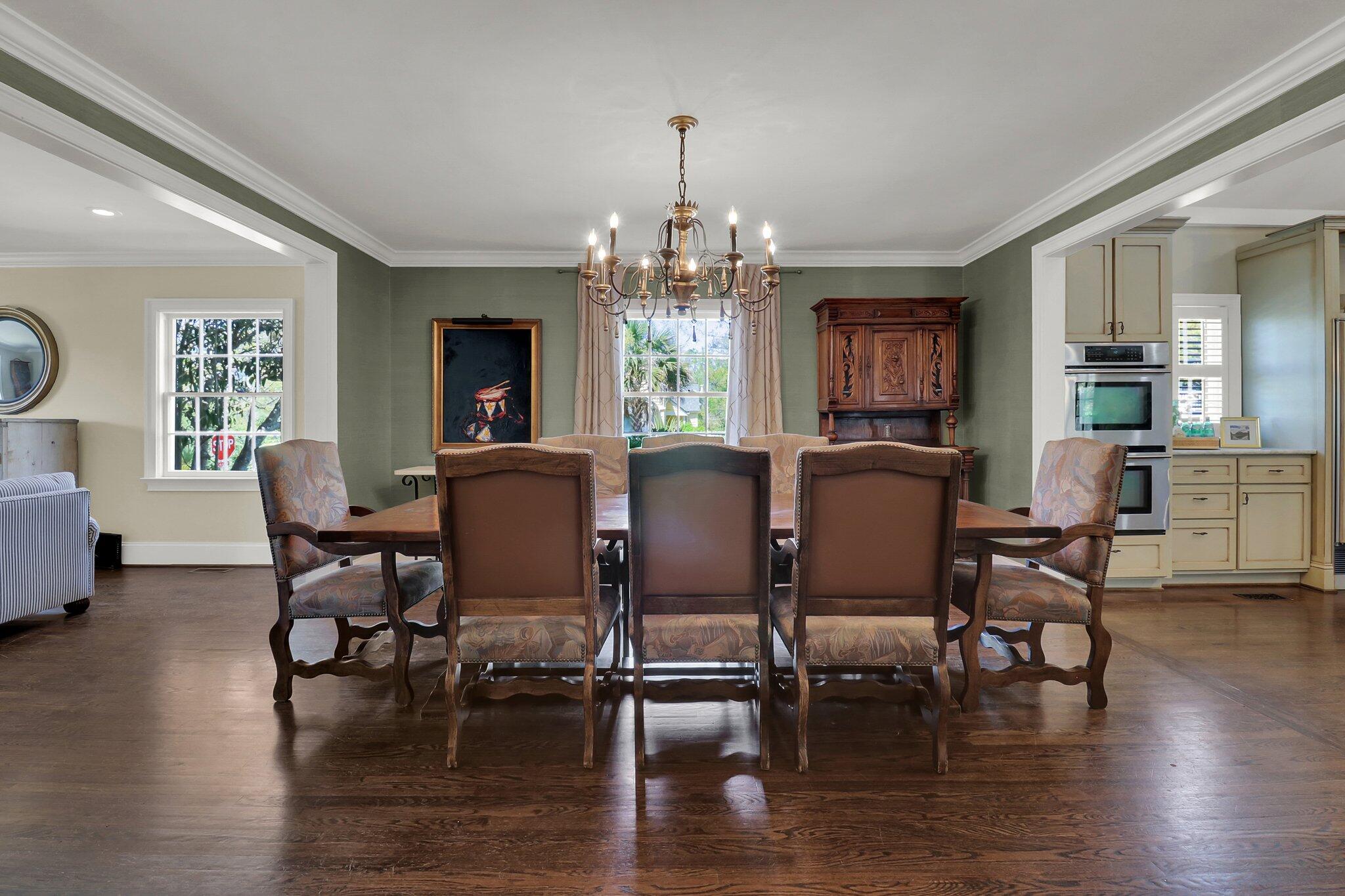 48 Barre Street Charleston, SC 29401 - Photo 10 of 64 CREM-48 Barre St staged-20