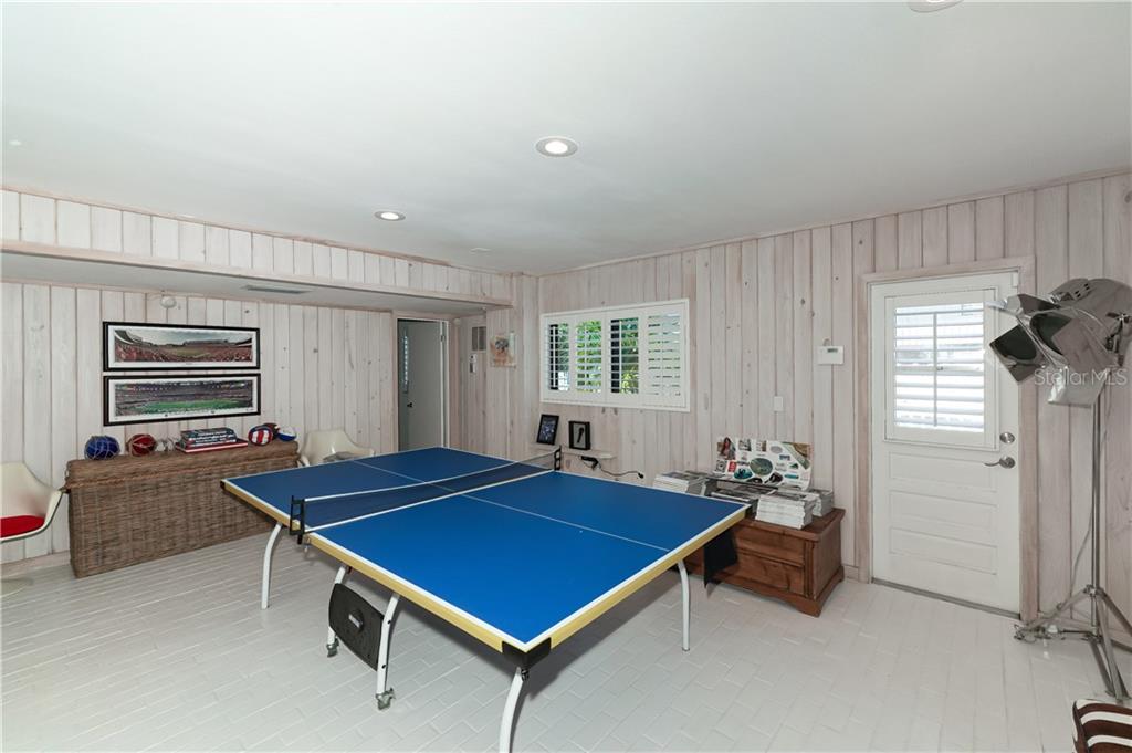 508 Beach Road Sarasota, FL 34242 - Photo 36 of 44 Gallery Image 36