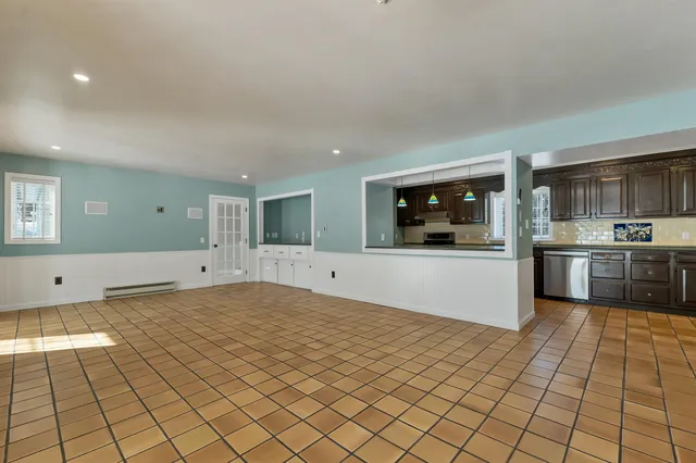 $554,900 | 93 Perley Road, Francestown, NH 03043