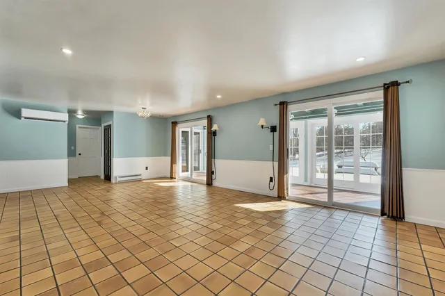 $554,900 | 93 Perley Road, Francestown, NH 03043