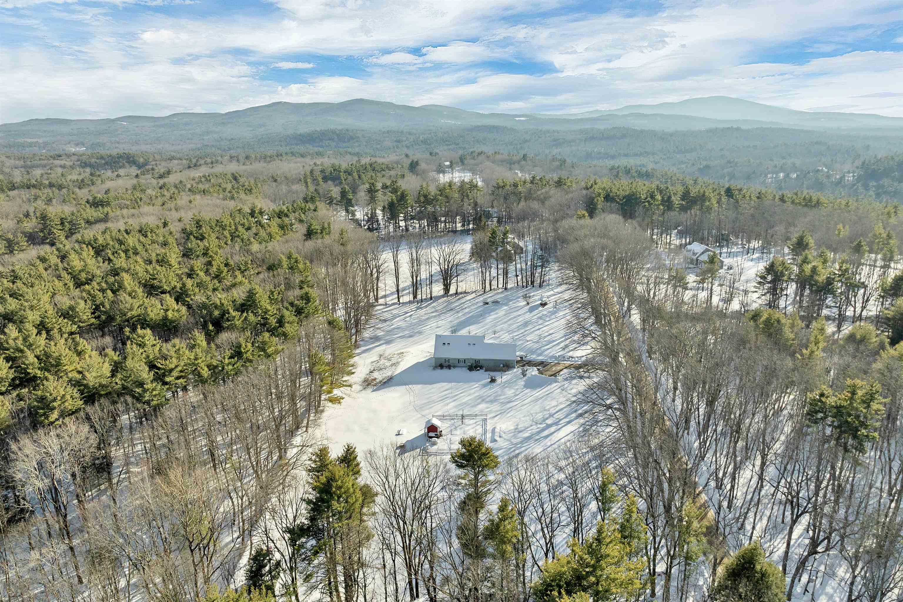 93 Perley Road Francestown, NH 03043 - Photo 9 of 57