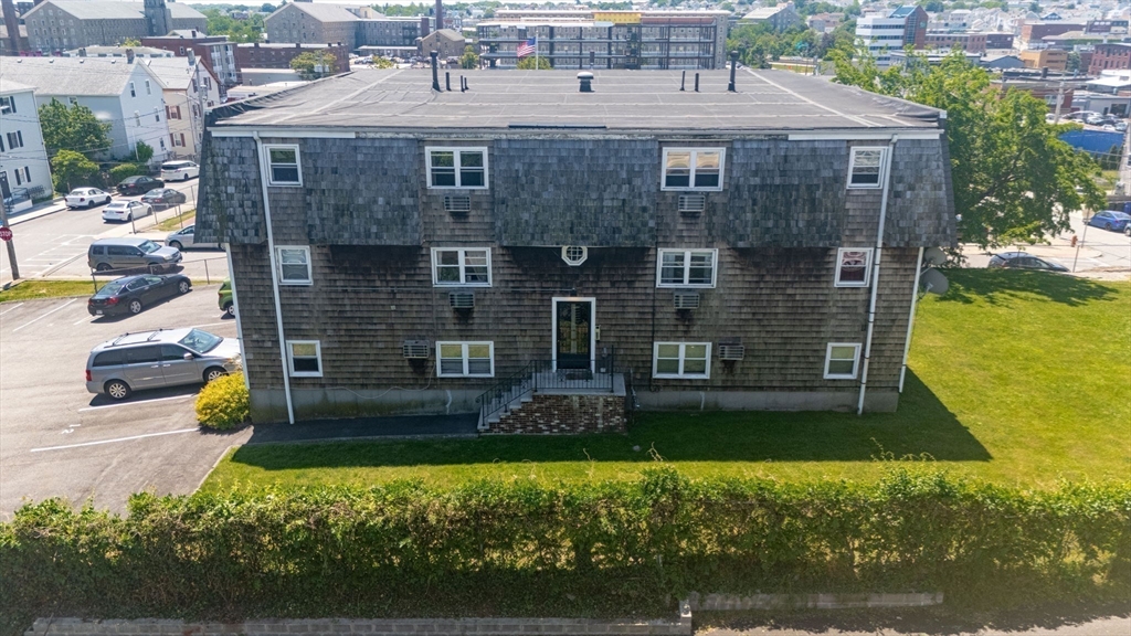464 Bank Street, Unit 10 Fall River, MA 02720 - Photo 16 of 22