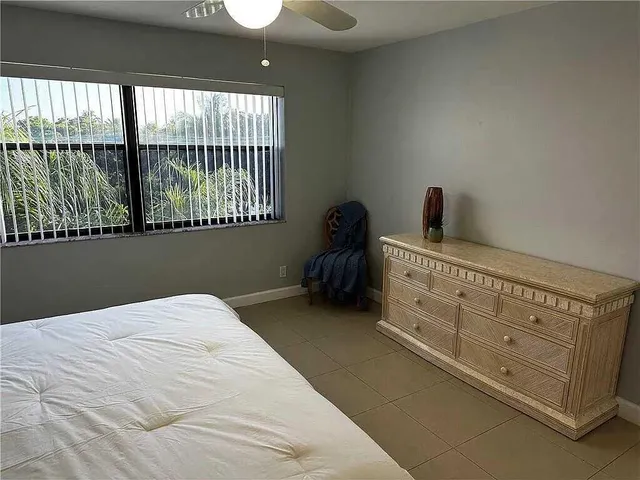 $2,300 | 105 South Riverside Drive, Unit 303, Pompano Beach, FL 33062