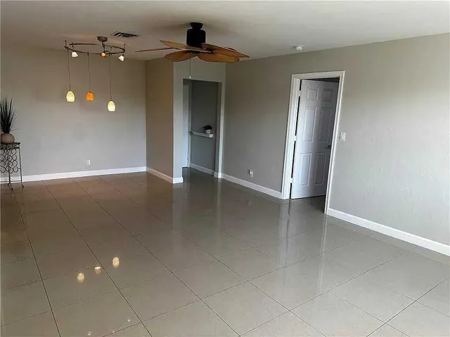 $2,300 | 105 South Riverside Drive, Unit 303, Pompano Beach, FL 33062