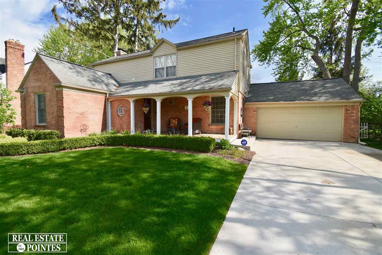 1280 North Oxford Road Grosse Pointe Woods, MI 48236 - Photo 1 of 27