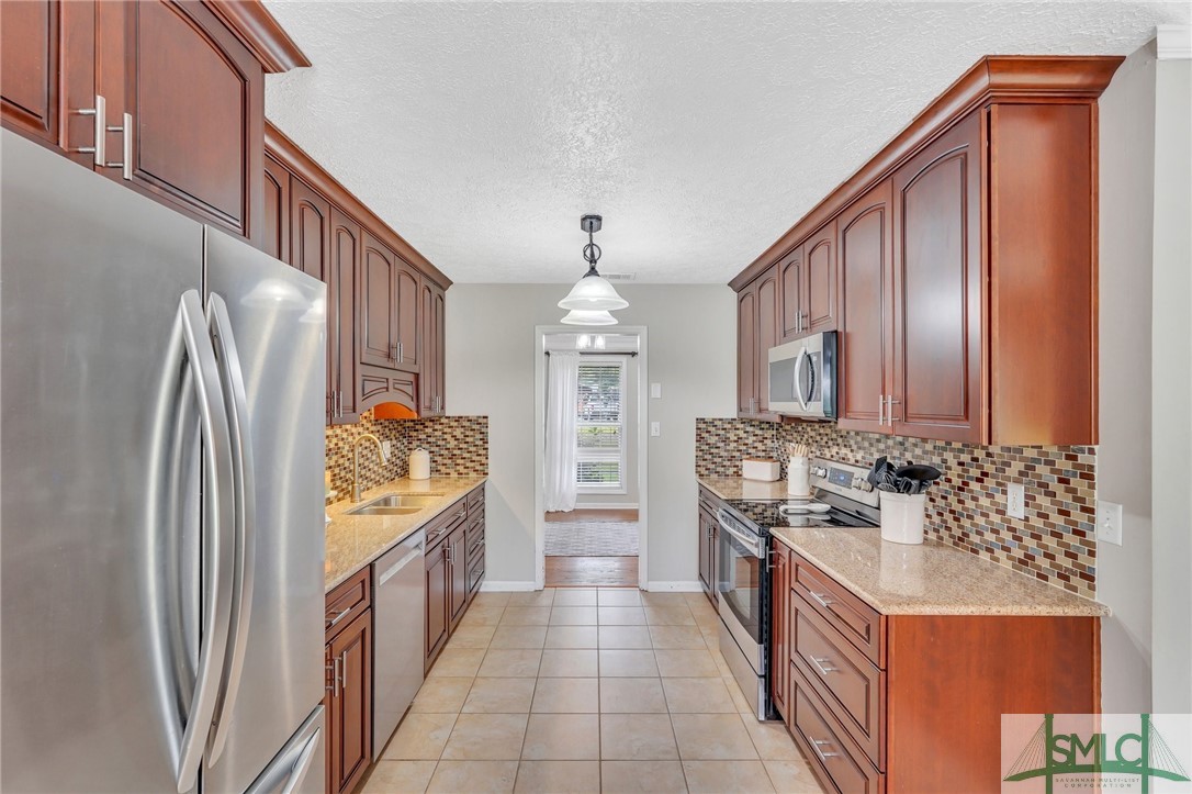 303 Kuwe Trail Hinesville, GA 31313 - Photo 12 of 28