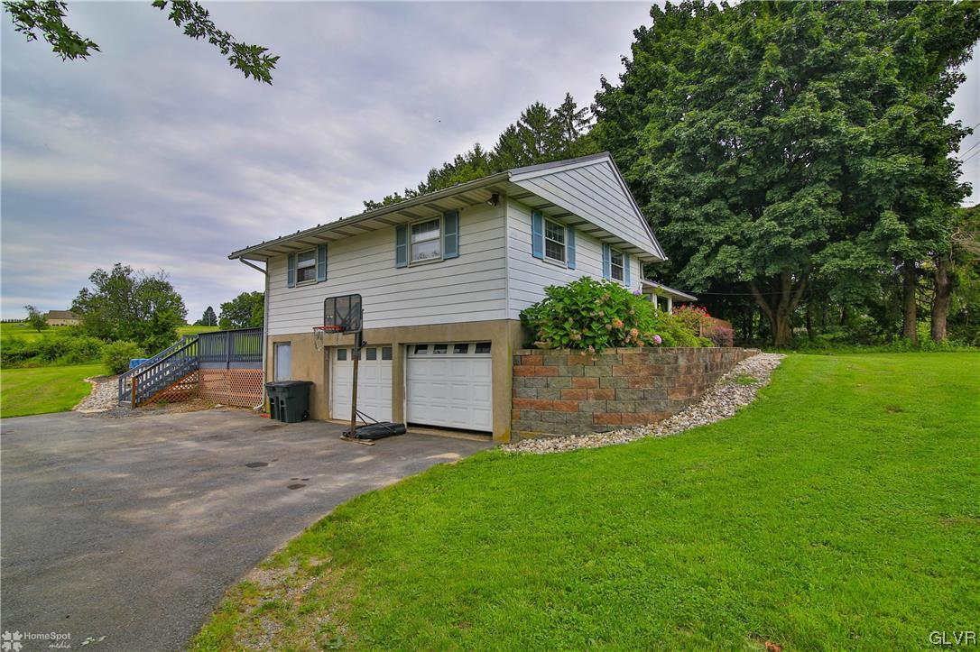 85 Hester Road Bangor, PA 18013 - Photo 3 of 36 Gallery Image 3