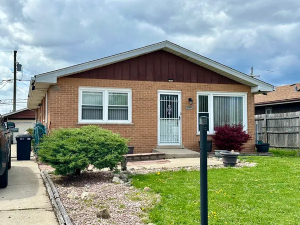 $290,000 | 8404 South 79th Avenue, Justice, IL 60458