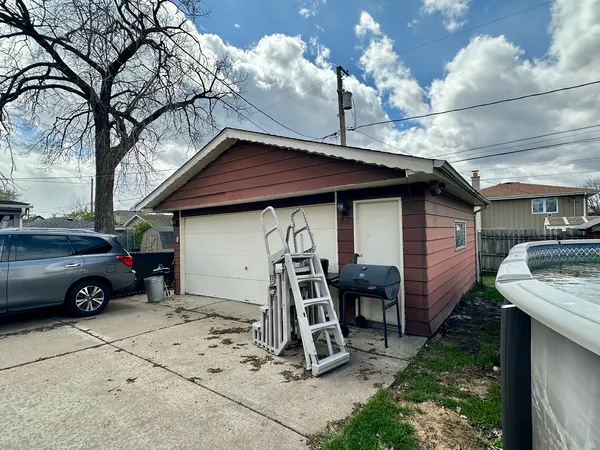 $290,000 | 8404 South 79th Avenue, Justice, IL 60458