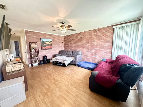 $290,000 | 8404 South 79th Avenue, Justice, IL 60458