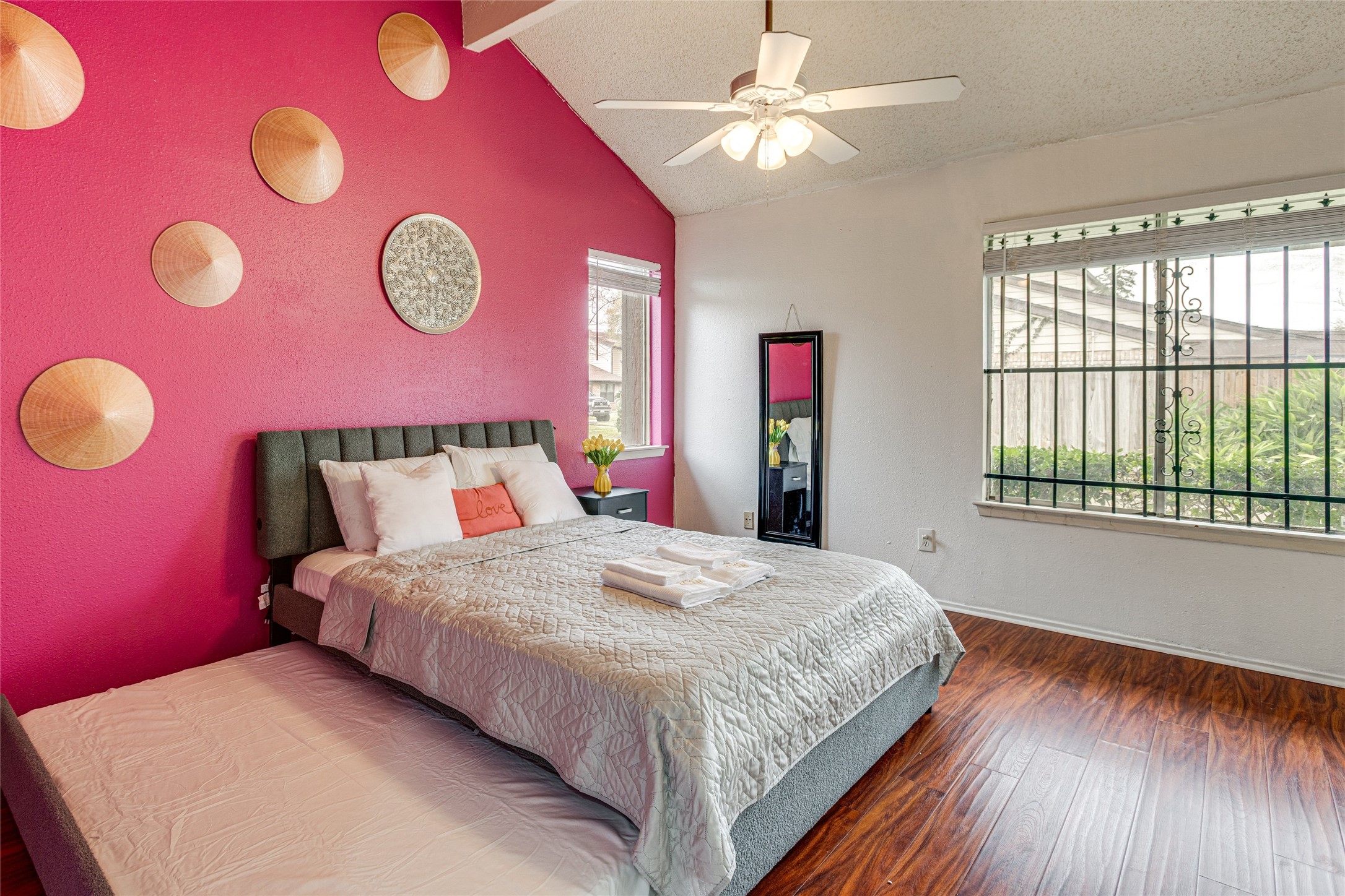 7114 South Dairy Ashford Road Houston, TX 77072 - Photo 6 of 26 Gallery Image 6