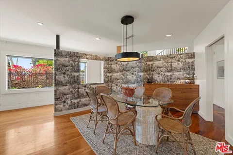 $3,995,000 | 2700 Glendower Avenue, Los Angeles, CA 90027