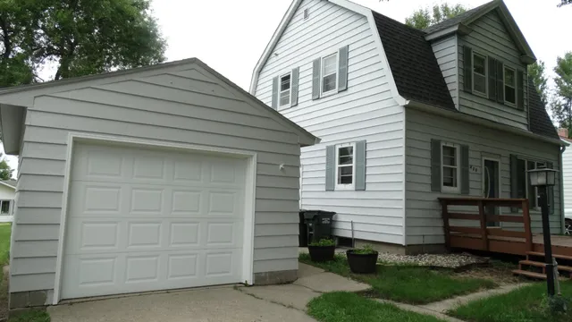 $152,000 | 420 7th Avenue Southeast, Elbow Lake, MN 56531