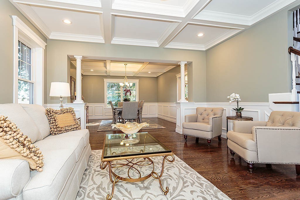 8 Andrews Road Winchester, MA 01890 - Photo 6 of 30 Gallery Image 6