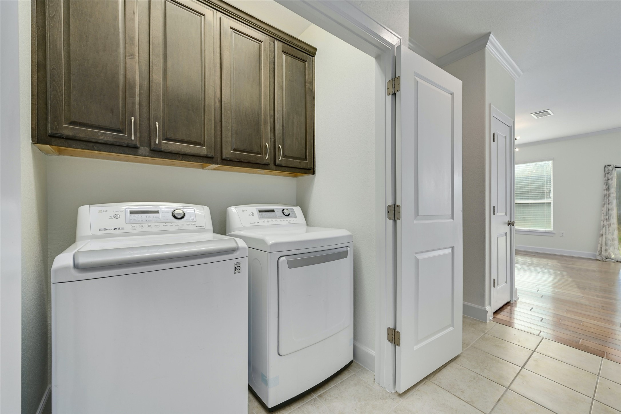 4707 Rosedale Avenue, Unit B Austin, TX 78756 - Photo 15 of 24 Washer and dryer included