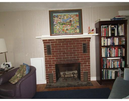 217 Windham Road Pelham, NH 03076 - Photo 9 of 29