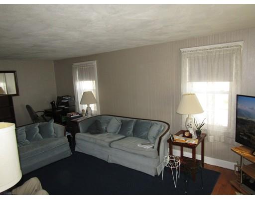 217 Windham Road Pelham, NH 03076 - Photo 10 of 29
