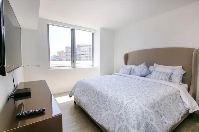 $7,500 | 2600 East Hallandale Beach Boulevard, Unit T2002, Hallandale Beach, FL 33009