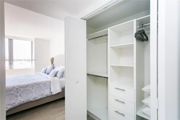 $7,500 | 2600 East Hallandale Beach Boulevard, Unit T2002, Hallandale Beach, FL 33009