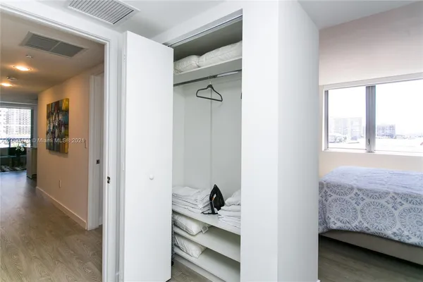 $7,500 | 2600 East Hallandale Beach Boulevard, Unit T2002, Hallandale Beach, FL 33009
