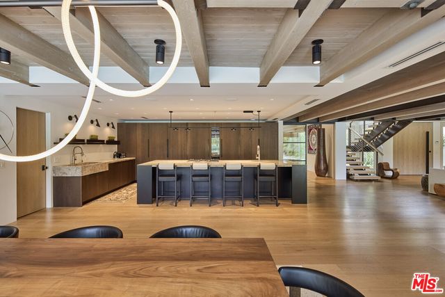 $11,440,000 | 3511 Cross Creek Lane, Malibu, CA 90265