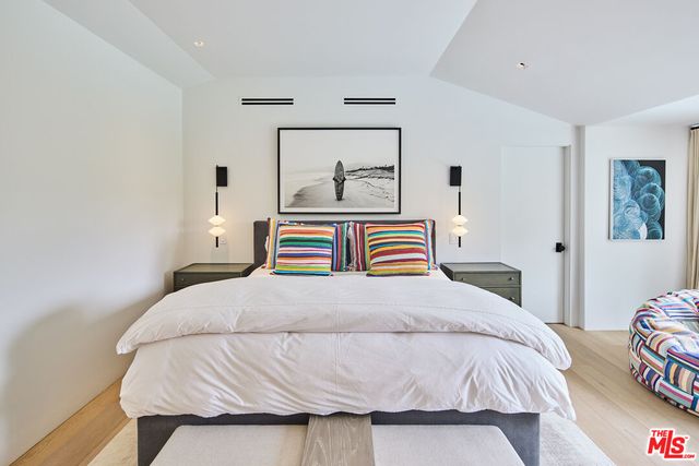 $11,440,000 | 3511 Cross Creek Lane, Malibu, CA 90265