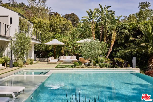 $11,440,000 | 3511 Cross Creek Lane, Malibu, CA 90265