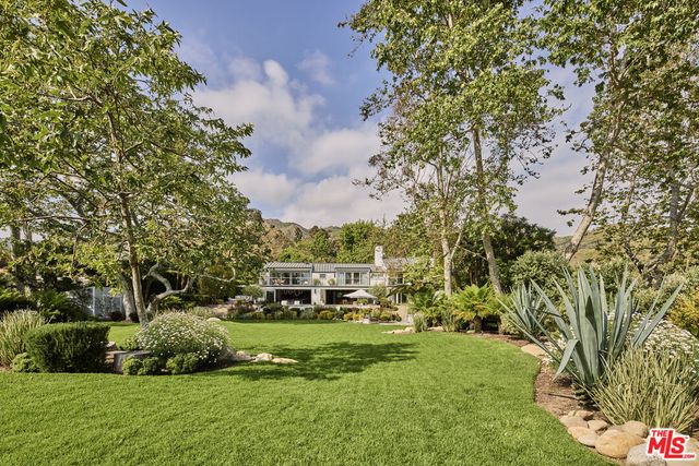 $11,440,000 | 3511 Cross Creek Lane, Malibu, CA 90265
