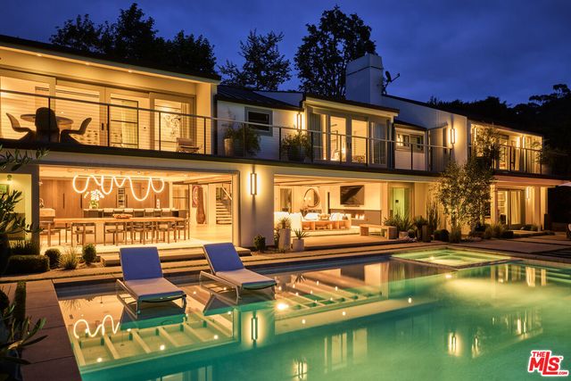 $11,440,000 | 3511 Cross Creek Lane, Malibu, CA 90265