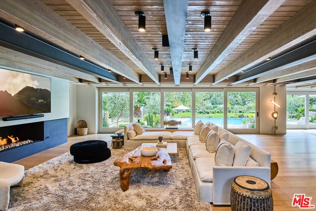 $11,440,000 | 3511 Cross Creek Lane, Malibu, CA 90265