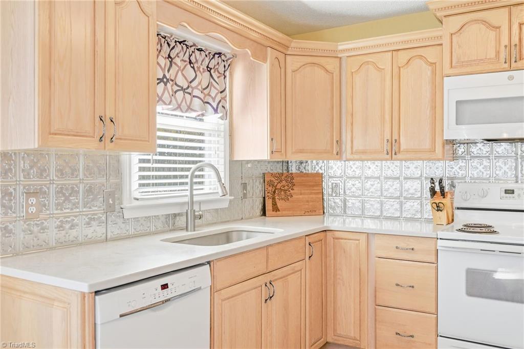 1008 Kingstree Ridge Drive Winston-Salem, NC 27127 - Photo 15 of 50