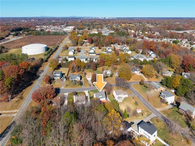 $315,000 | 1008 Kingstree Ridge Drive, Winston-Salem, NC 27127