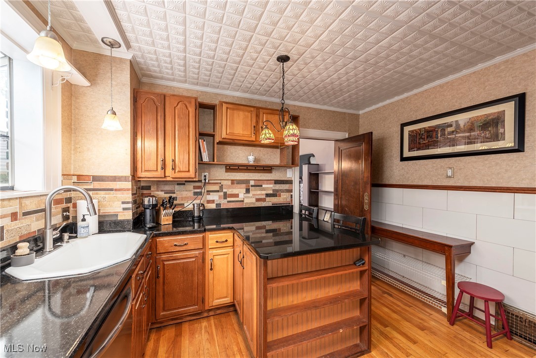 4682 Hilland Road Cleveland, OH 44109 - Photo 19 of 50 Gallery Image 19