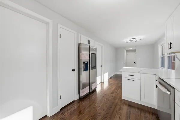 $389,900 | 2811 West 82nd Street, Chicago, IL 60652