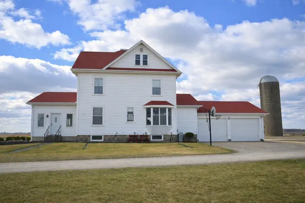 $395,000 | 9041 Polo Road, Rock Falls, IL 61071