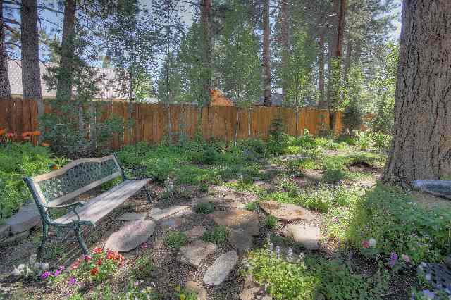 10251 Red Fir Road Truckee, CA 96161 - Photo 3 of 9 Gallery Image 3