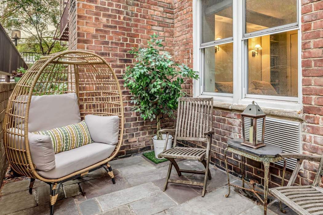 64 East 94th Street, Unit 1G Manhattan, NY 10128 - Photo 4 of 15