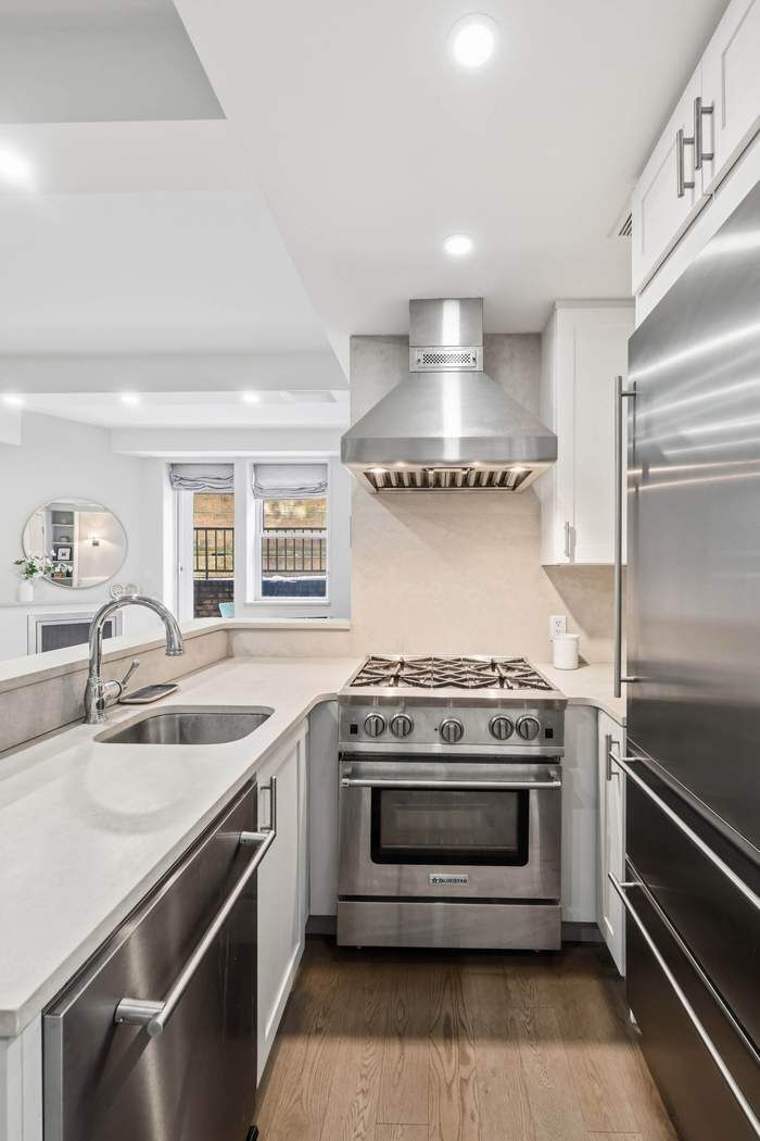 64 East 94th Street, Unit 1G Manhattan, NY 10128 - Photo 5 of 15